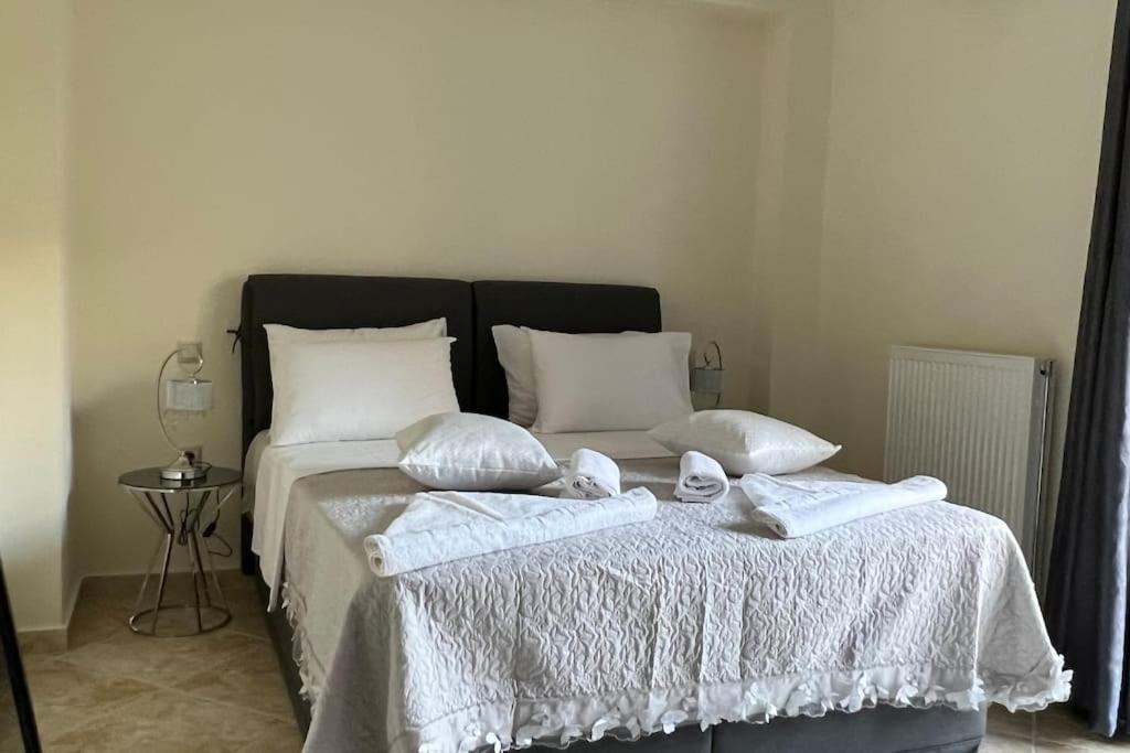 Anna Kavros Luxury Apartment Hriszí Aktí Haniá Kültér fotó