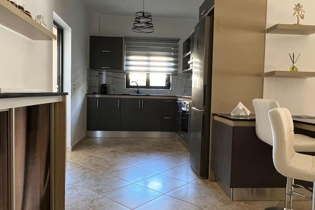 Anna Kavros Luxury Apartment Hriszí Aktí Haniá Kültér fotó