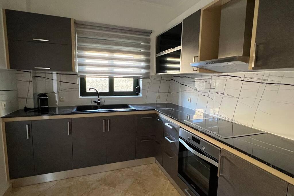 Anna Kavros Luxury Apartment Hriszí Aktí Haniá Kültér fotó